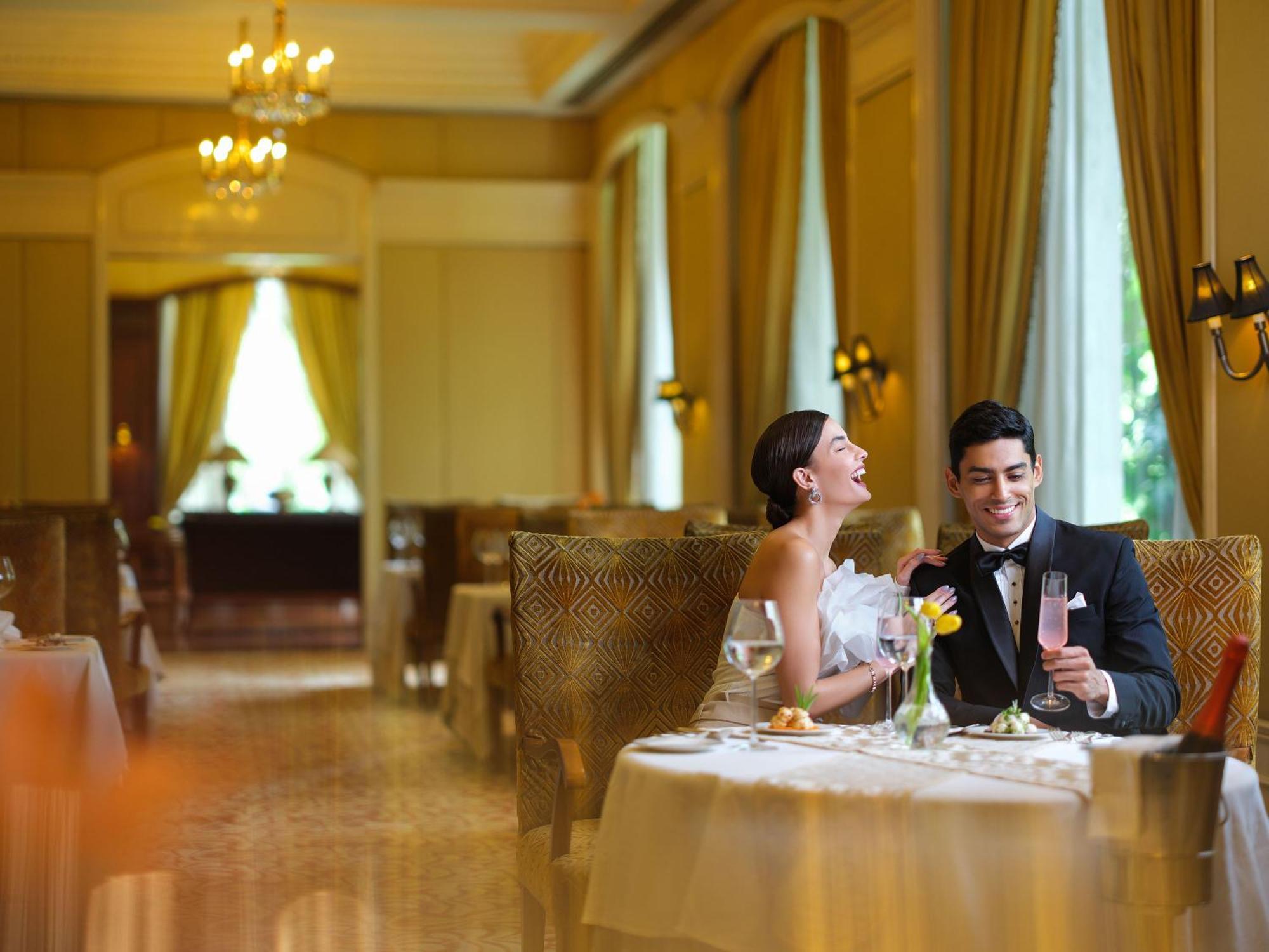 Taj Krishna Hotel Hyderabad Luaran gambar The Imperial Restaurant